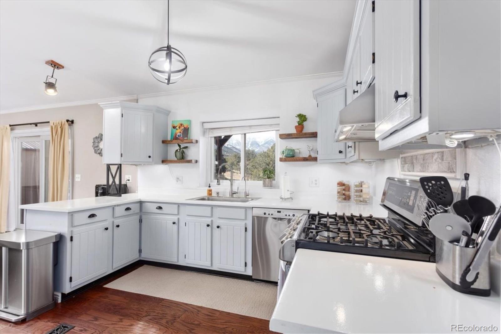 MLS Image #12 for 730  fox creek drive,coaldale, Colorado