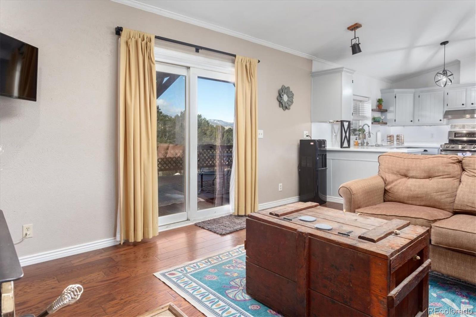 MLS Image #8 for 730  fox creek drive,coaldale, Colorado