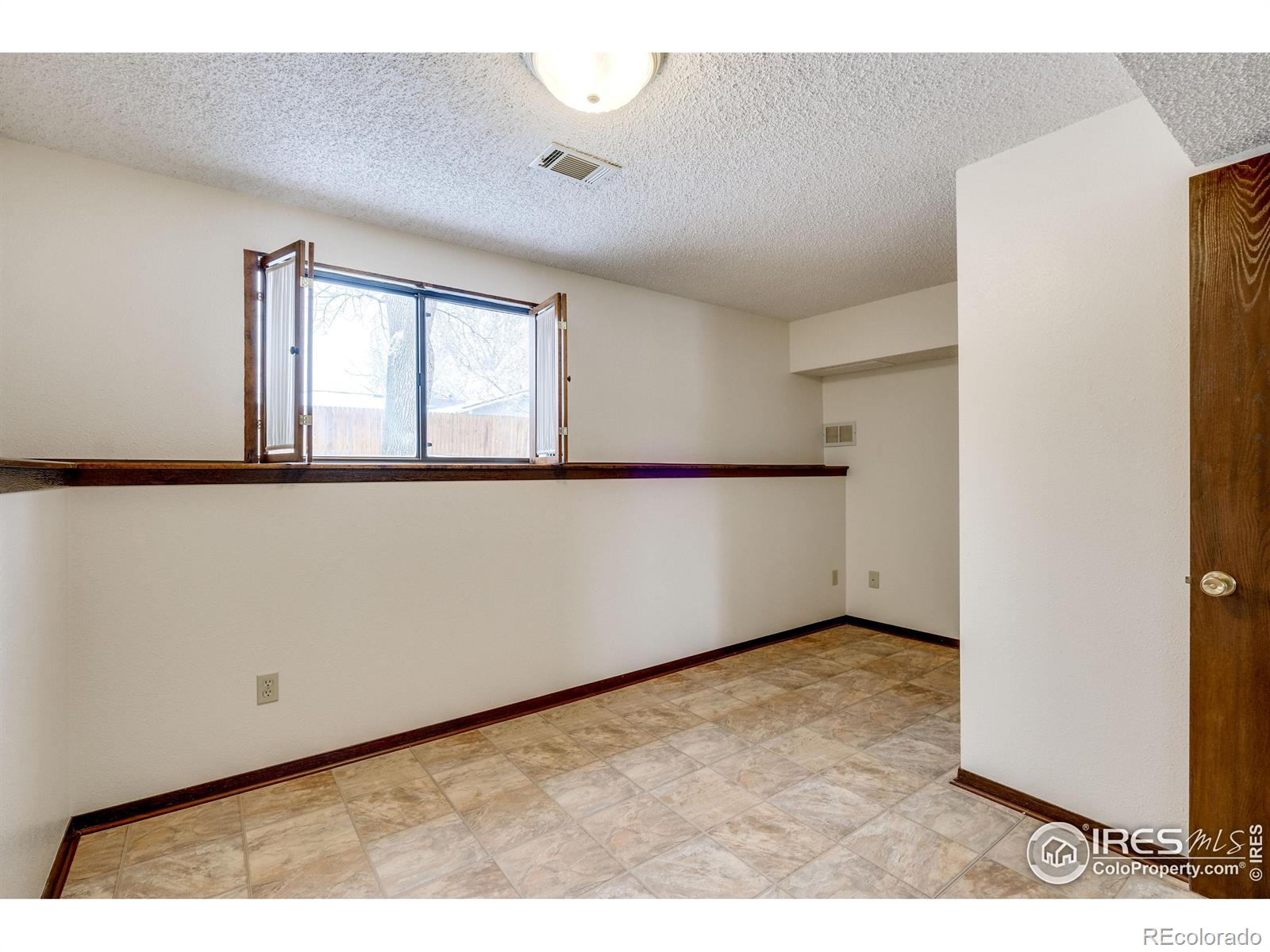 MLS Image #18 for 2072  wedgewood court,greeley, Colorado