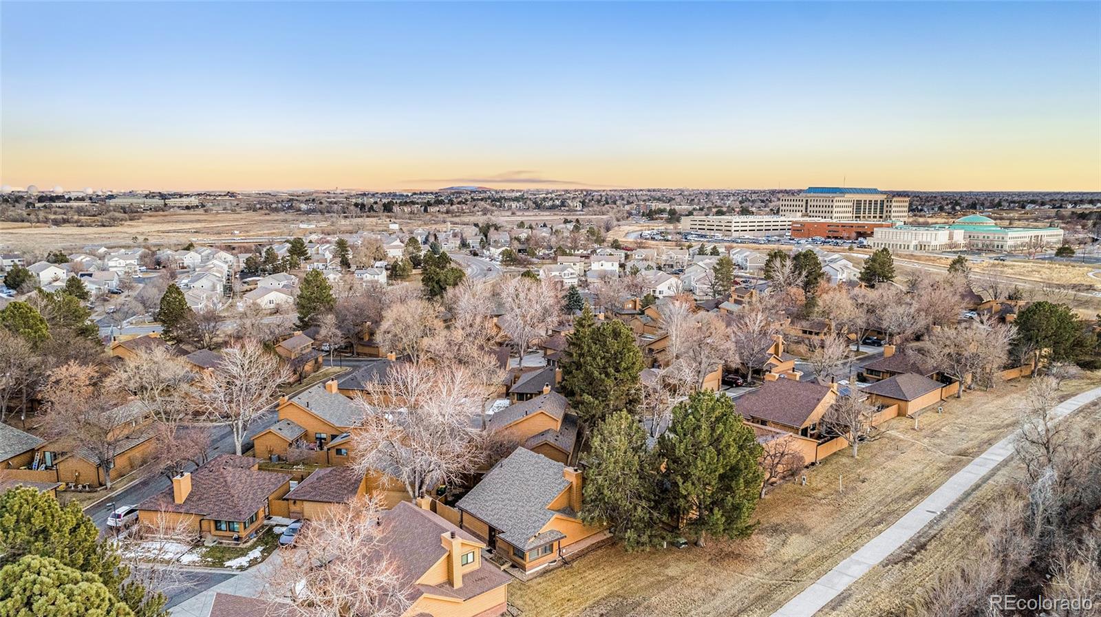 MLS Image #25 for 141 s eagle circle,aurora, Colorado