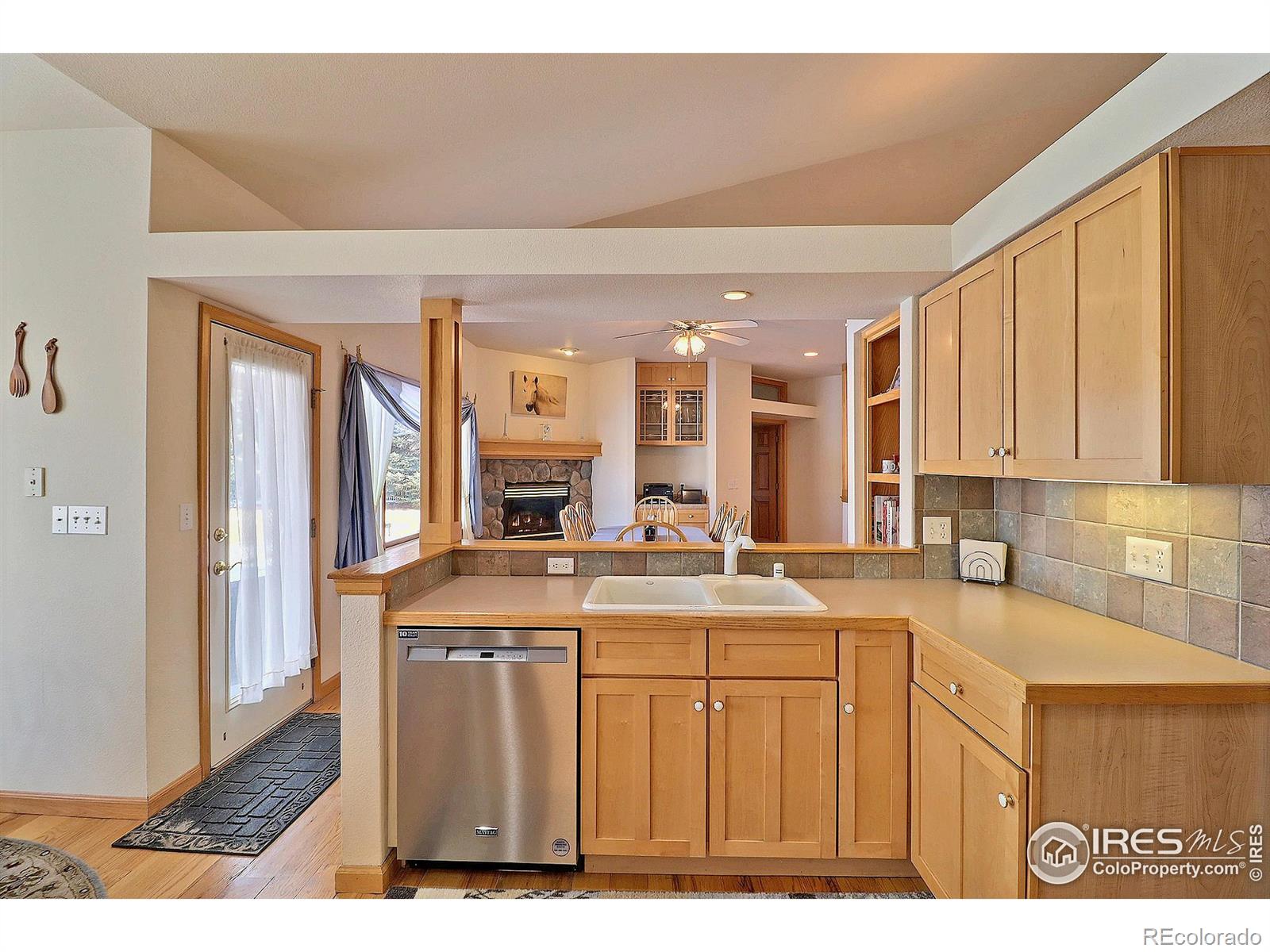 MLS Image #12 for 909  clydesdale lane,windsor, Colorado