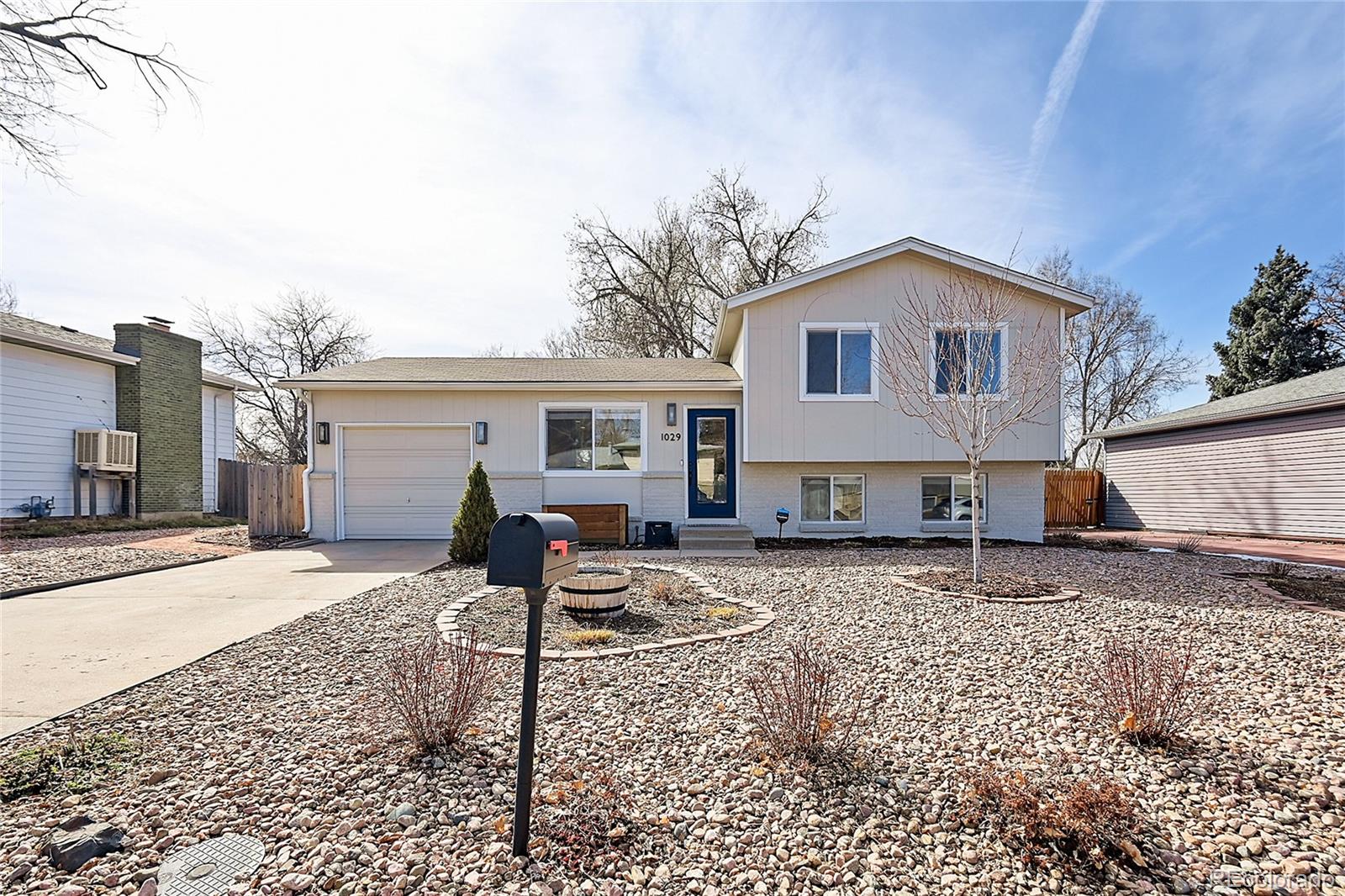 MLS Image #3 for 1029 s newark street,aurora, Colorado