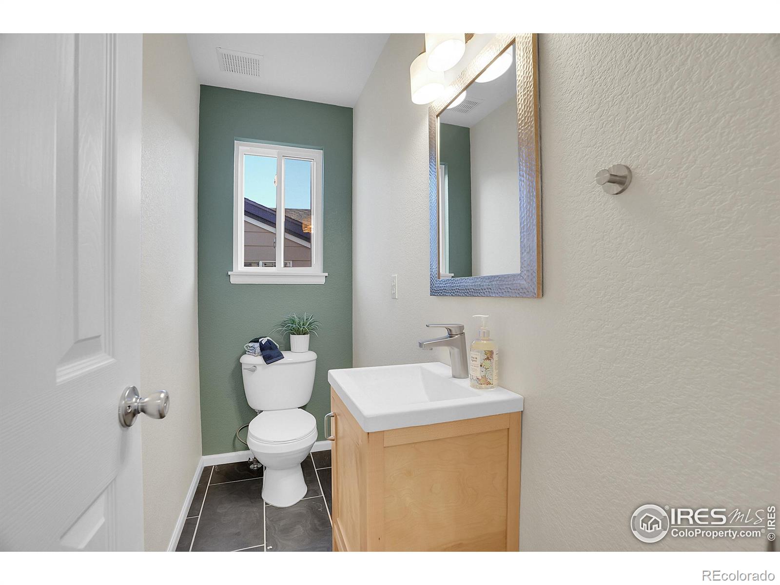 MLS Image #10 for 1559  meachum way,erie, Colorado