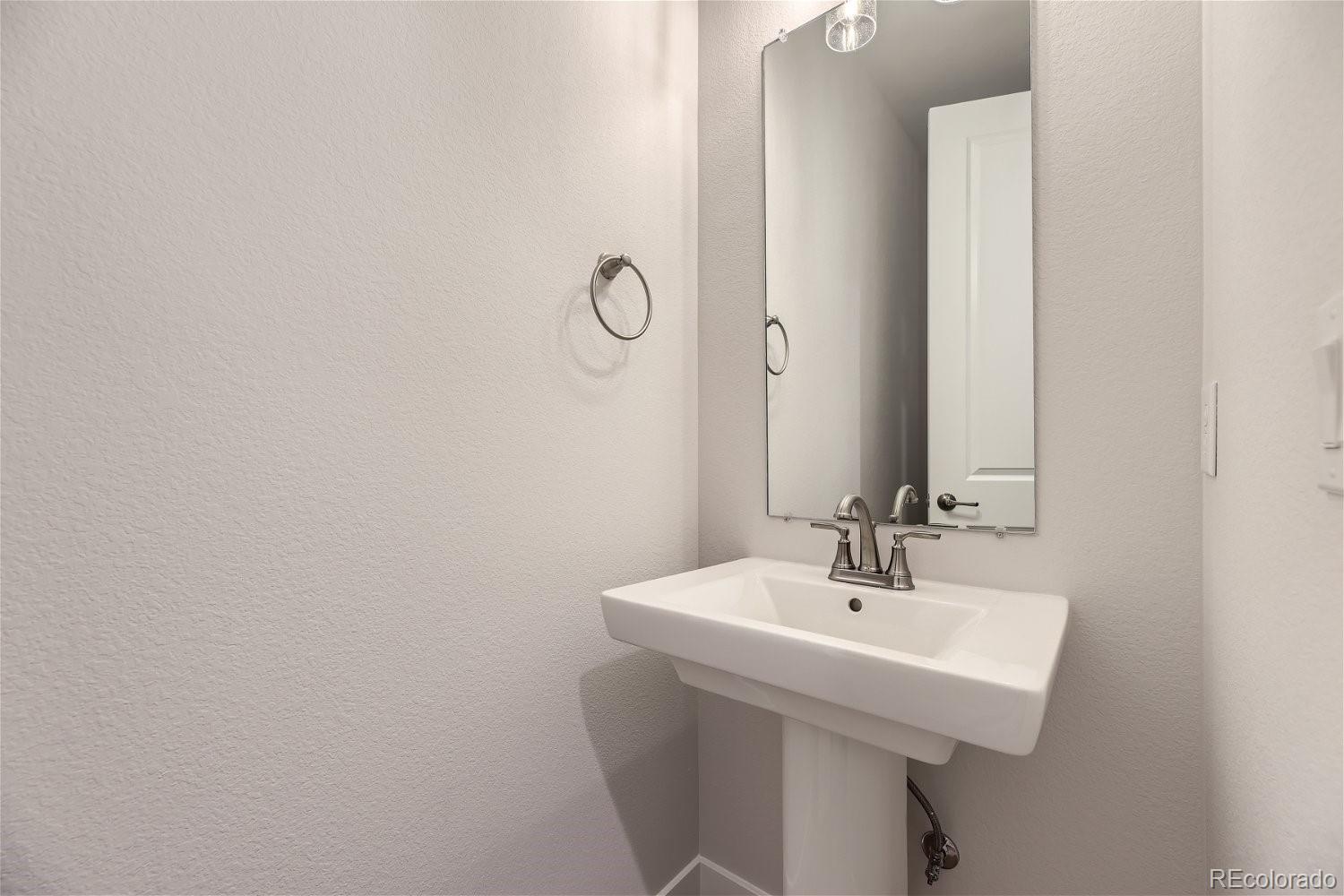 MLS Image #18 for 9005 s shawnee court,aurora, Colorado