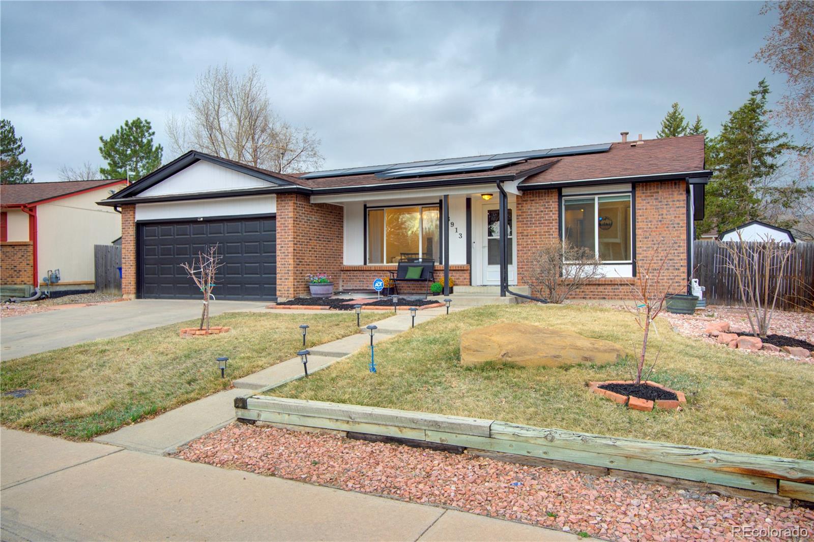 MLS Image #2 for 3913 s bahama street,aurora, Colorado