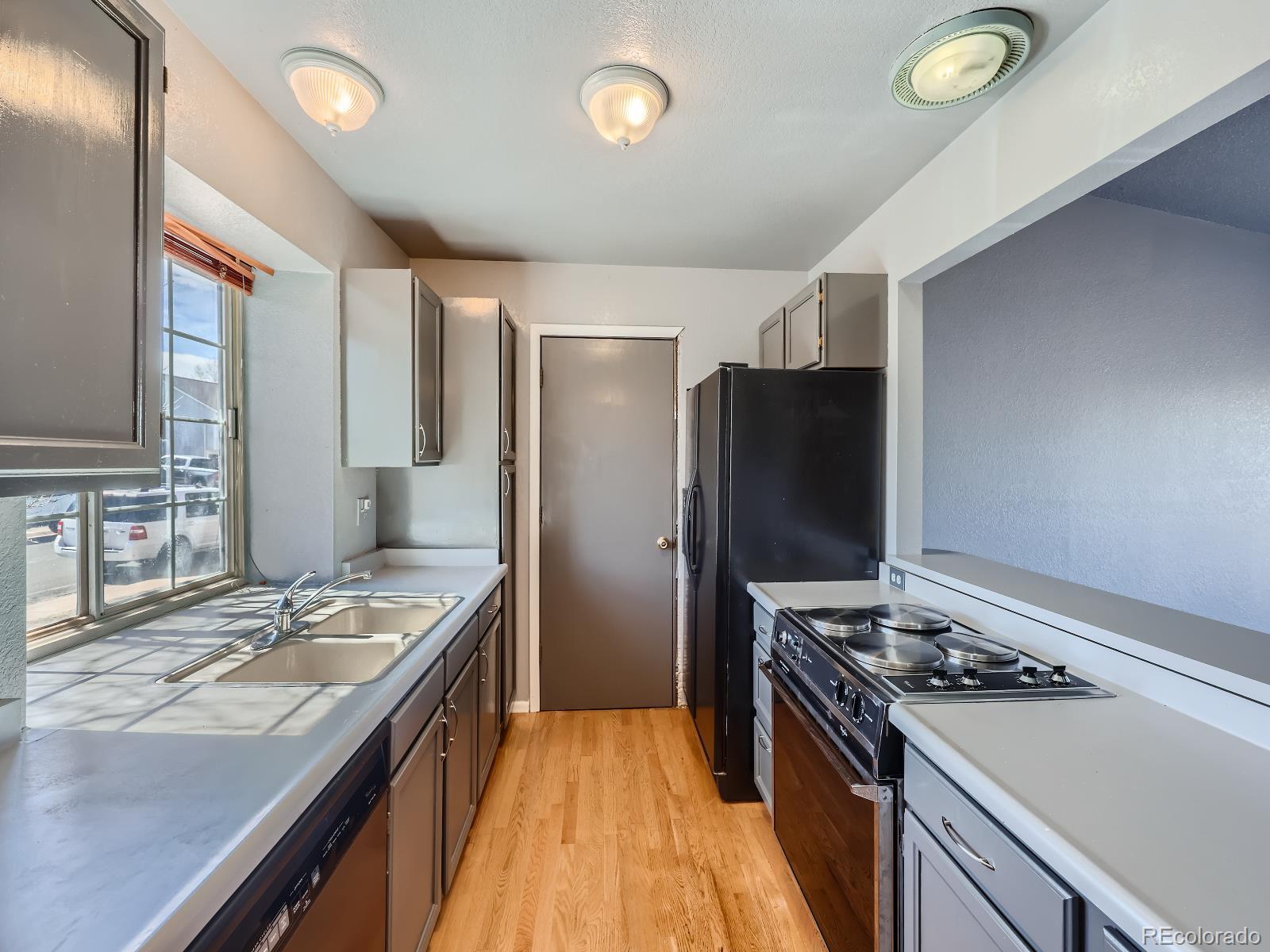 MLS Image #9 for 21217 e powers place,centennial, Colorado