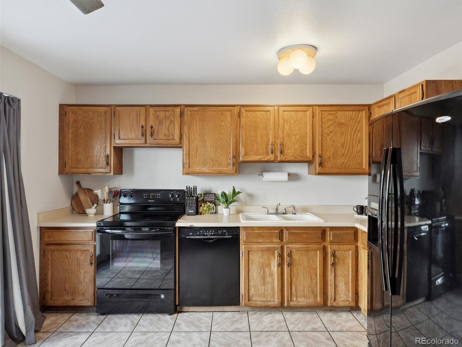 MLS Image #8 for 17667 e loyola drive,aurora, Colorado