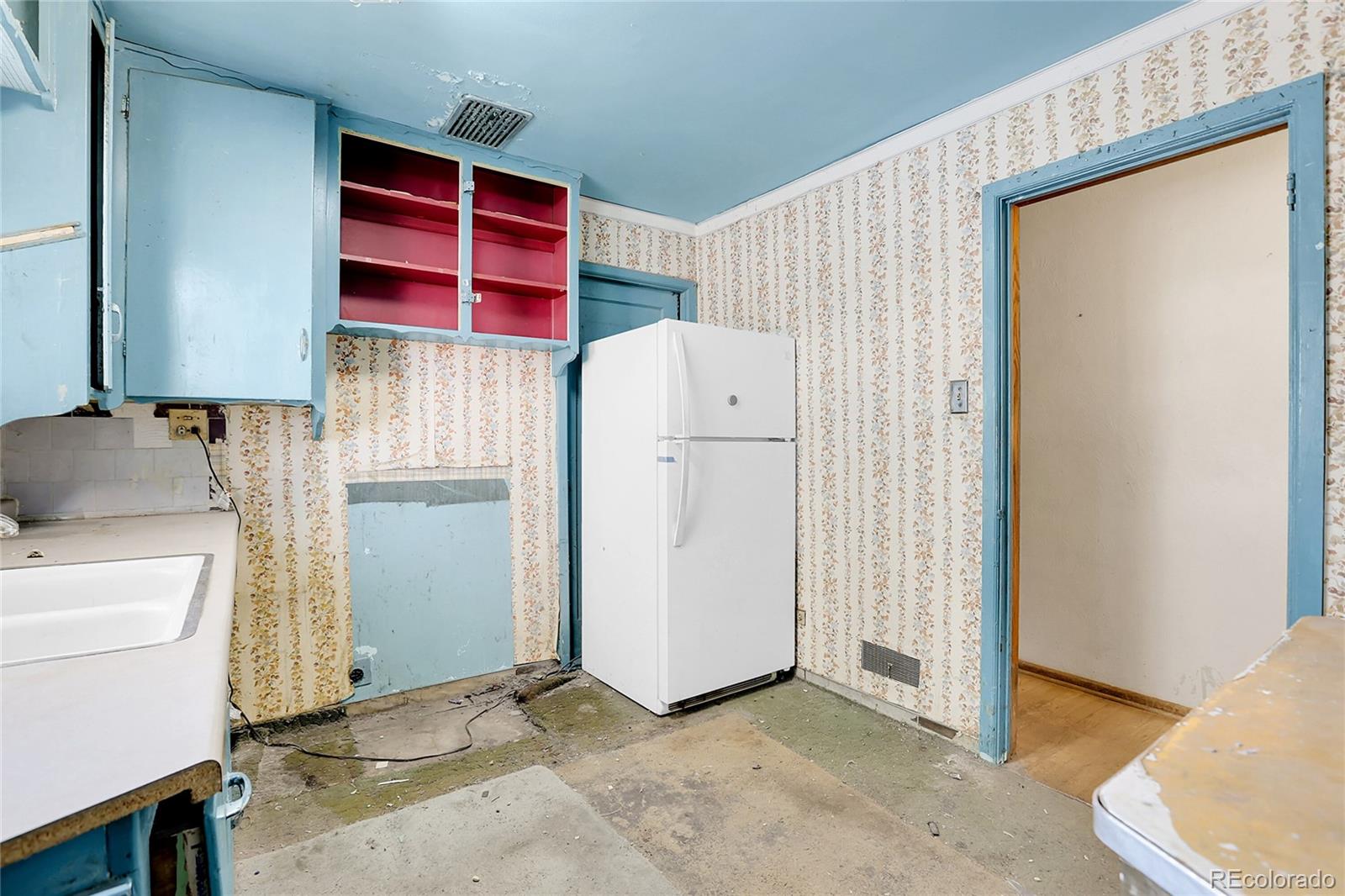 MLS Image #6 for 3001 s marion street,englewood, Colorado