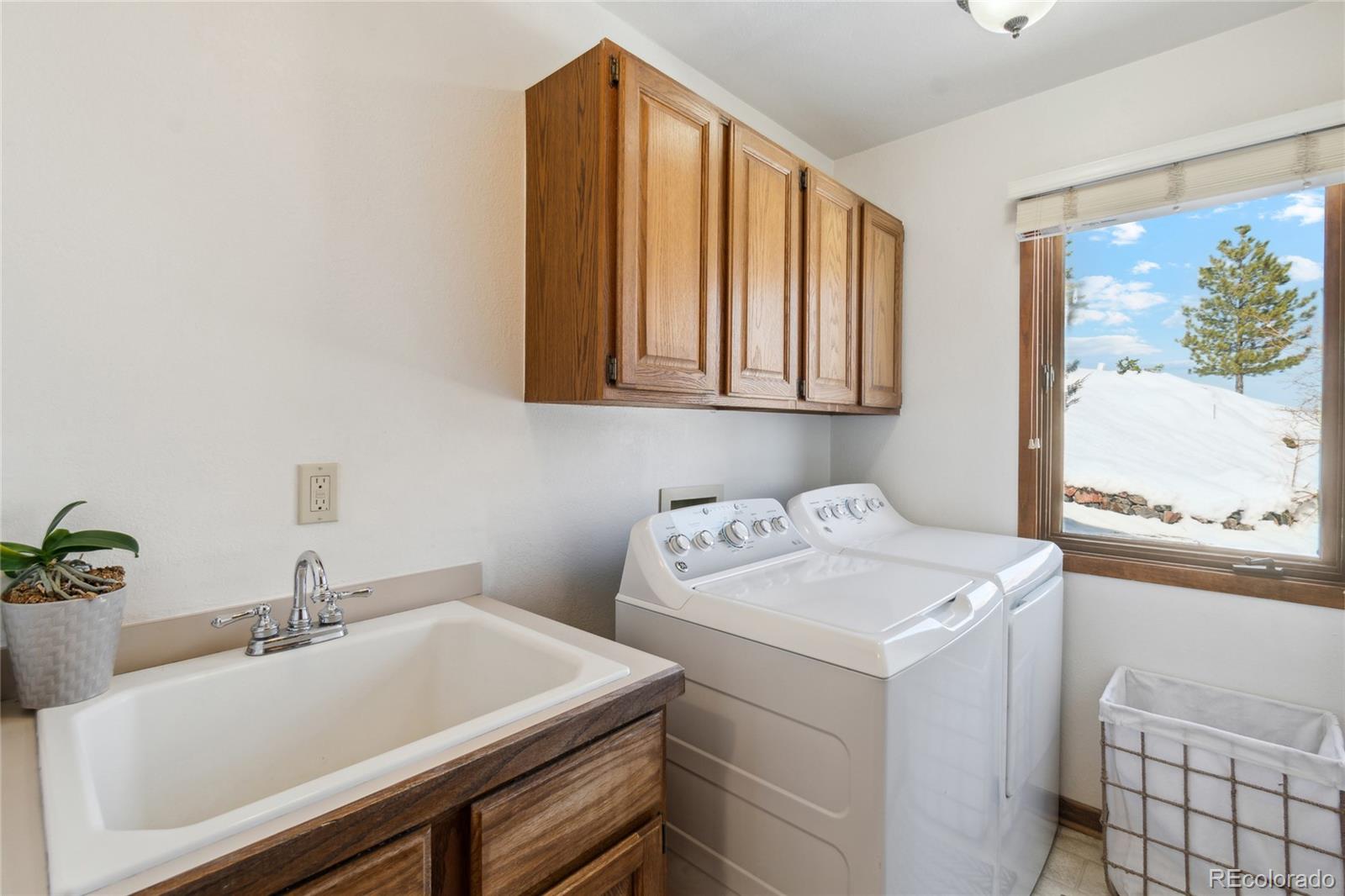 MLS Image #19 for 217 s mc intyre way,golden, Colorado