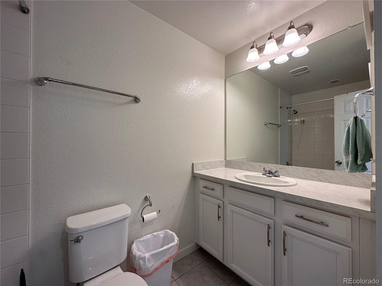 MLS Image #8 for 5852  central park boulevard,denver, Colorado