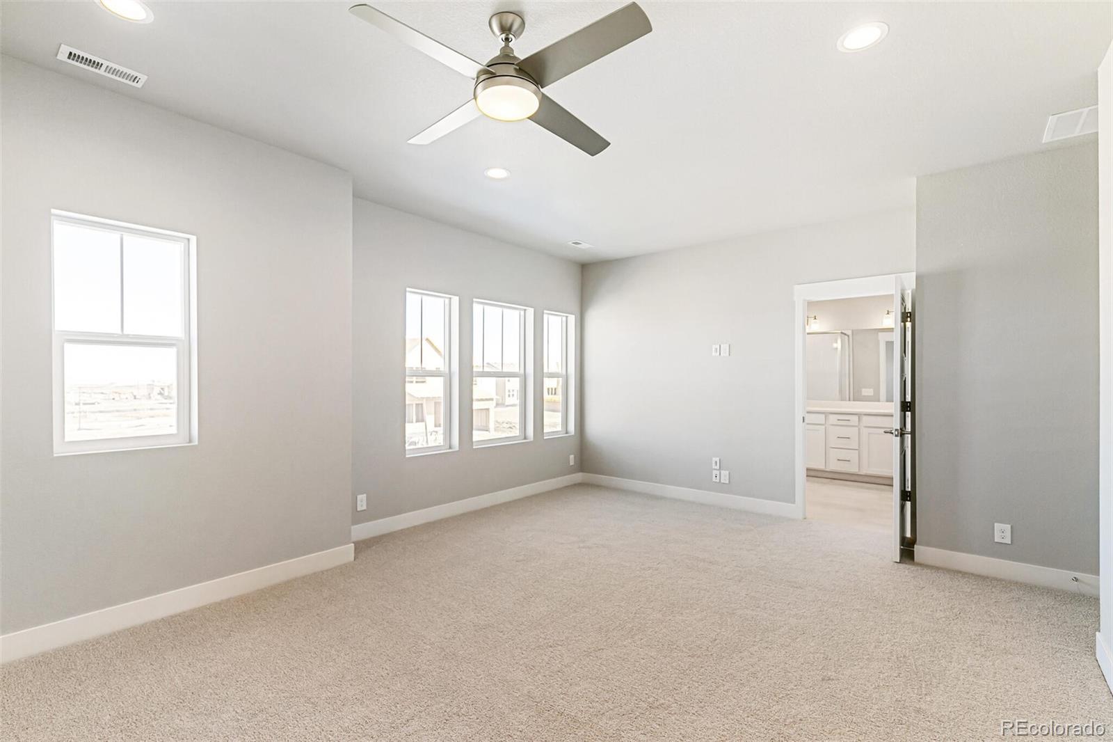 MLS Image #20 for 21036 e 62nd drive,aurora, Colorado