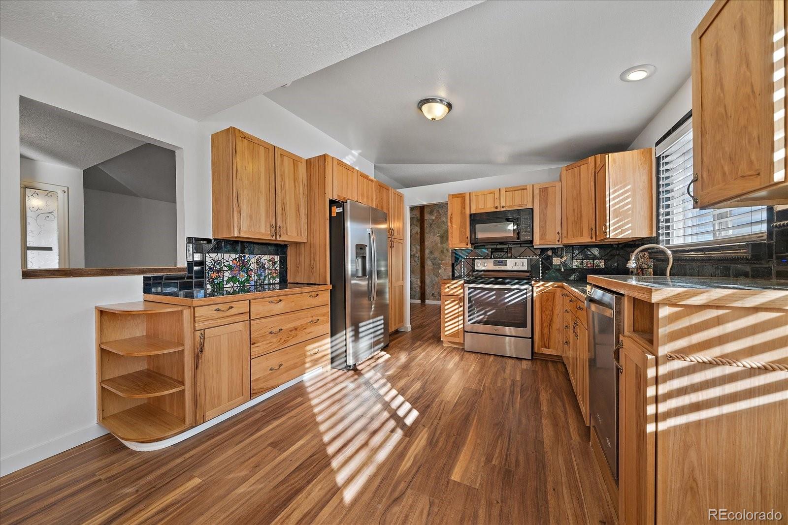 MLS Image #9 for 2724 s pitkin street,aurora, Colorado