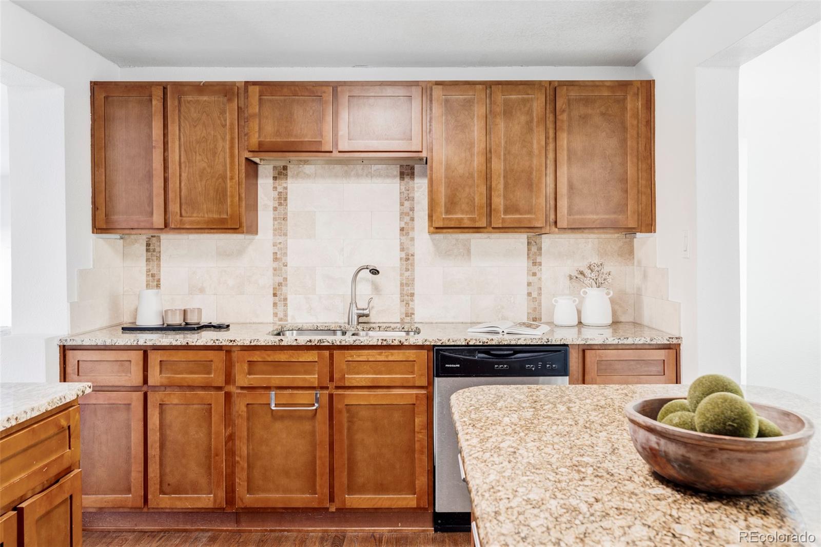 MLS Image #8 for 5480  dudley court,arvada, Colorado