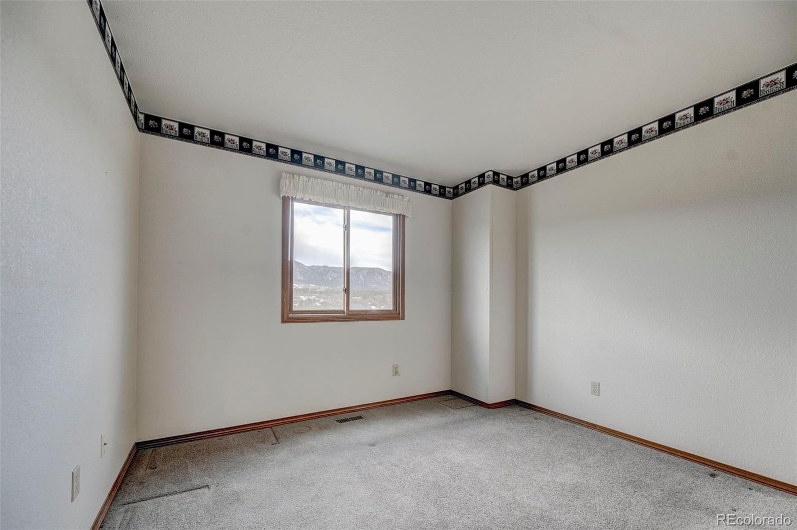 MLS Image #33 for 308  candletree circle,monument, Colorado