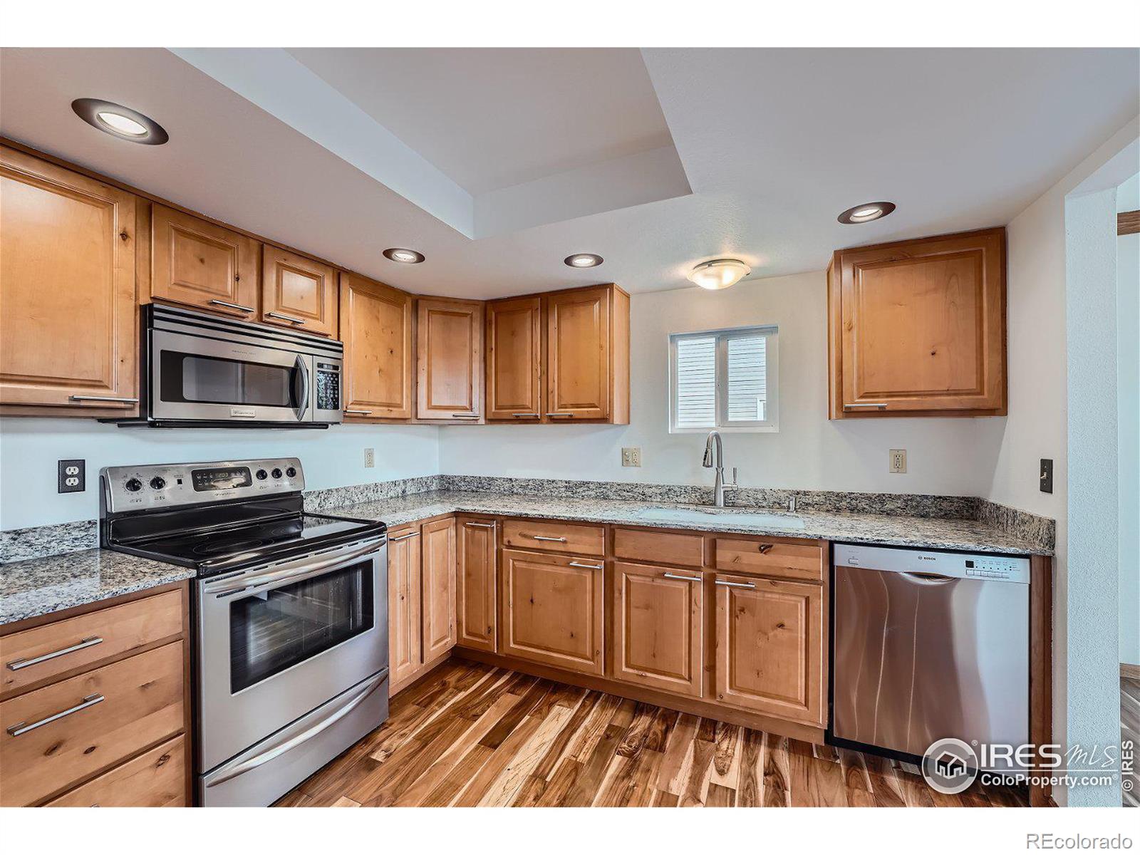 MLS Image #10 for 1748  eisenhower drive,louisville, Colorado