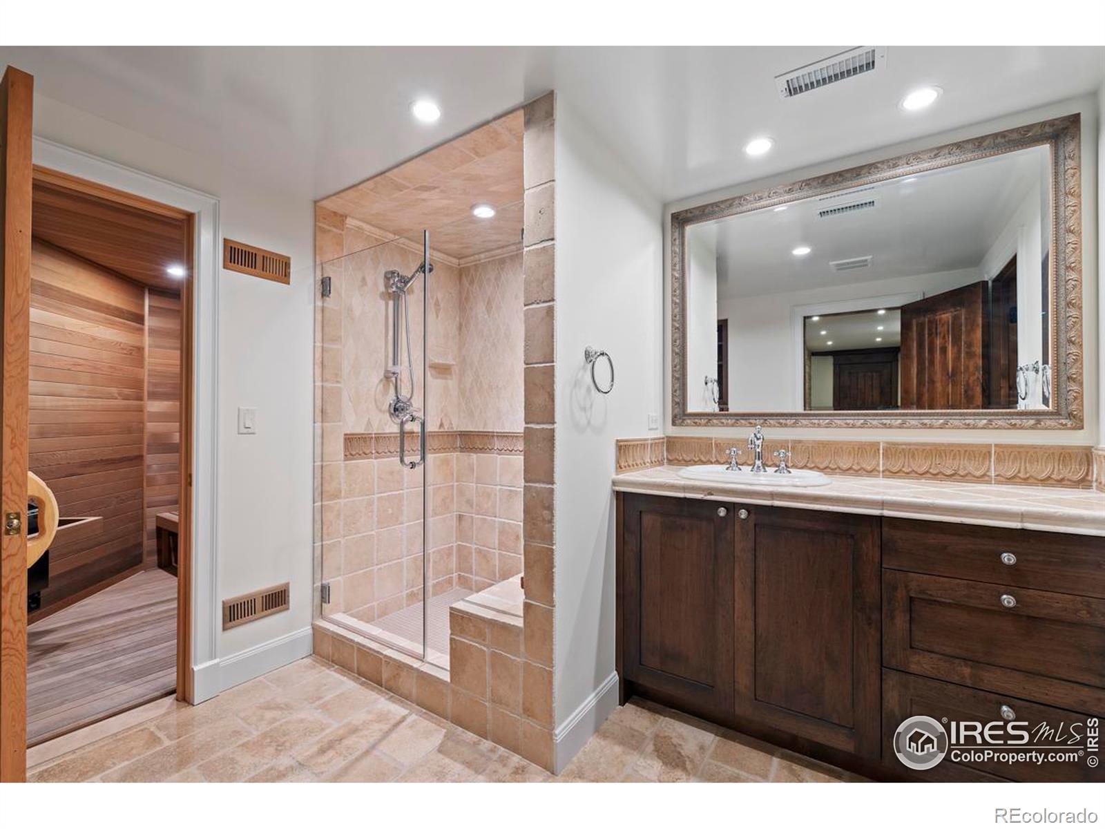 MLS Image #30 for 926  logan court,loveland, Colorado