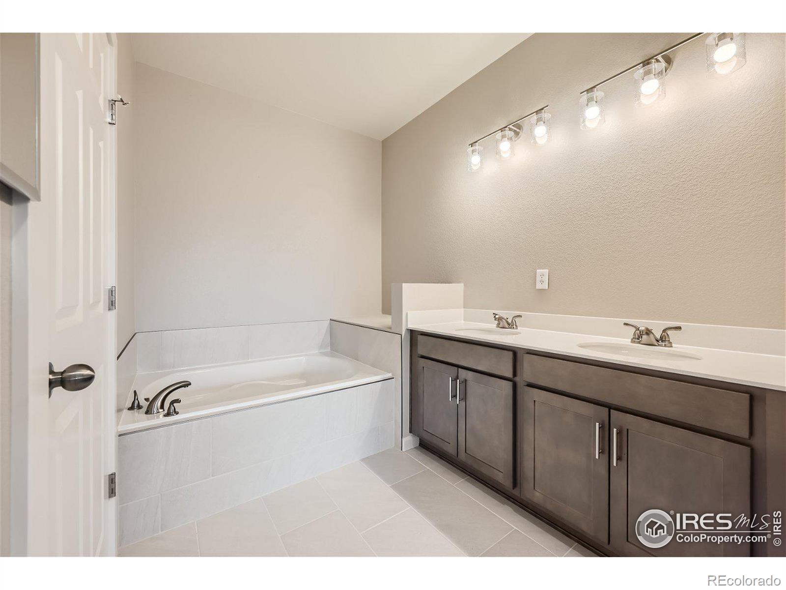 MLS Image #9 for 2435  calais drive,longmont, Colorado