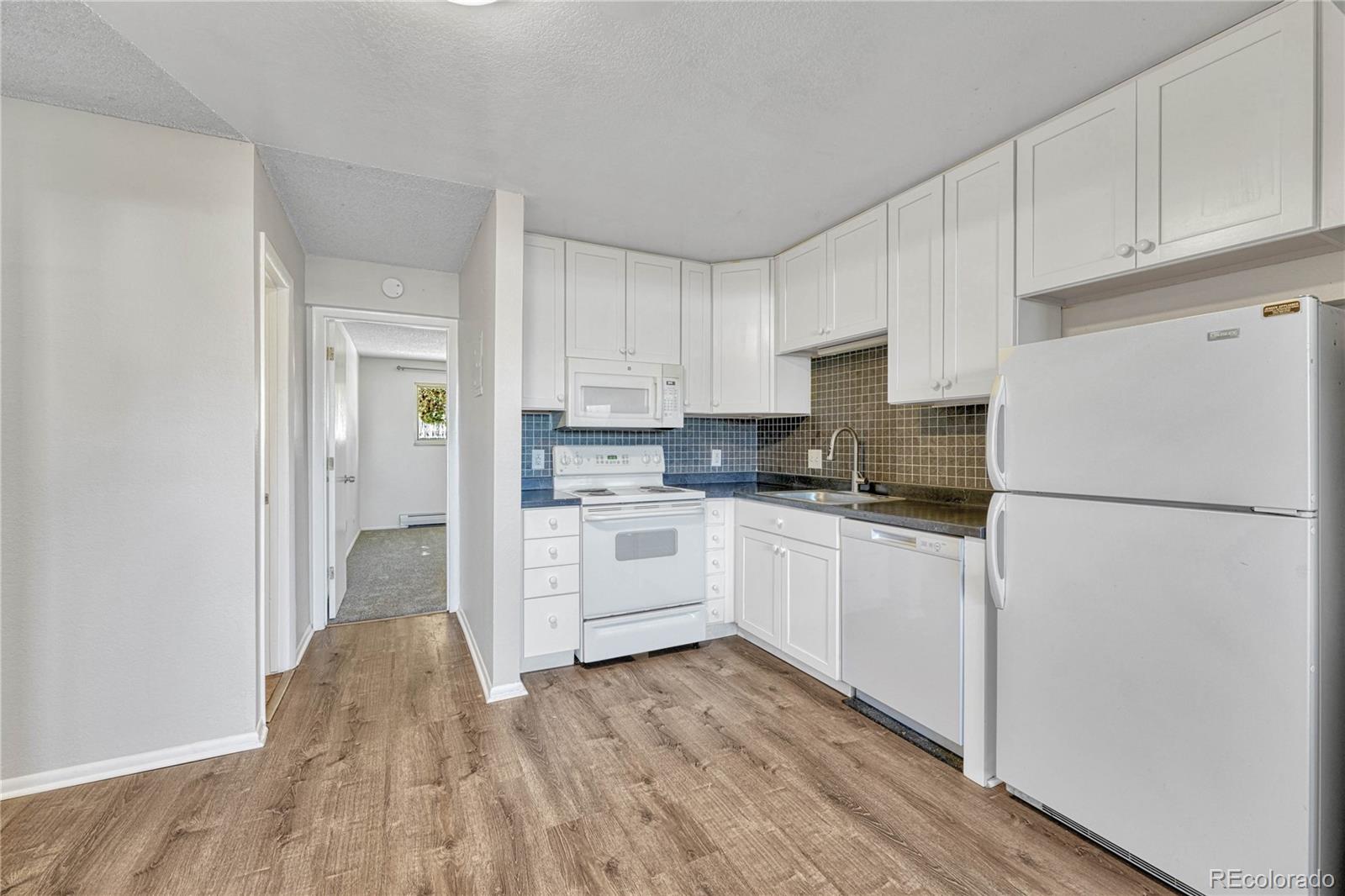 MLS Image #11 for 232 s brentwood street 104,lakewood, Colorado