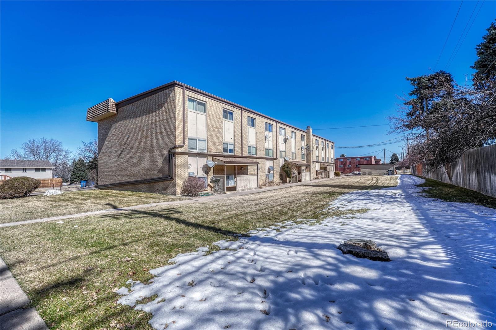 MLS Image #23 for 232 s brentwood street 104,lakewood, Colorado