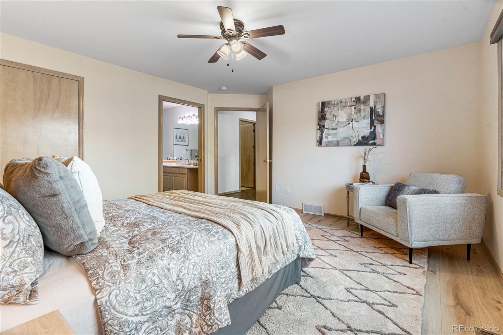 MLS Image #21 for 1604  16th place,longmont, Colorado
