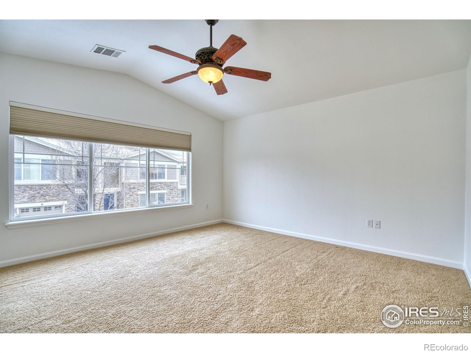 MLS Image #12 for 14122  sun blaze loop,broomfield, Colorado