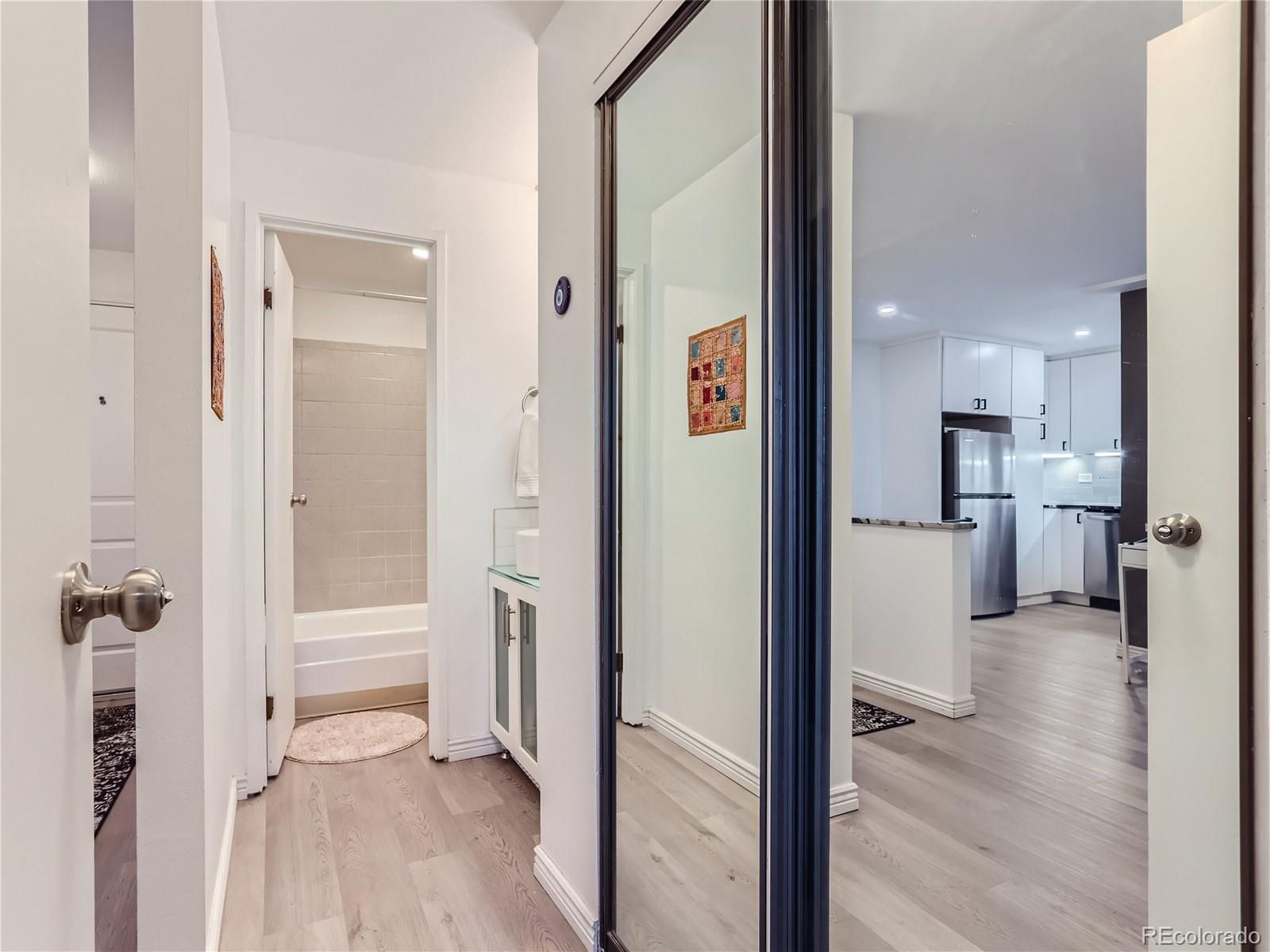 MLS Image #13 for 65 n clarkson street 404,denver, Colorado