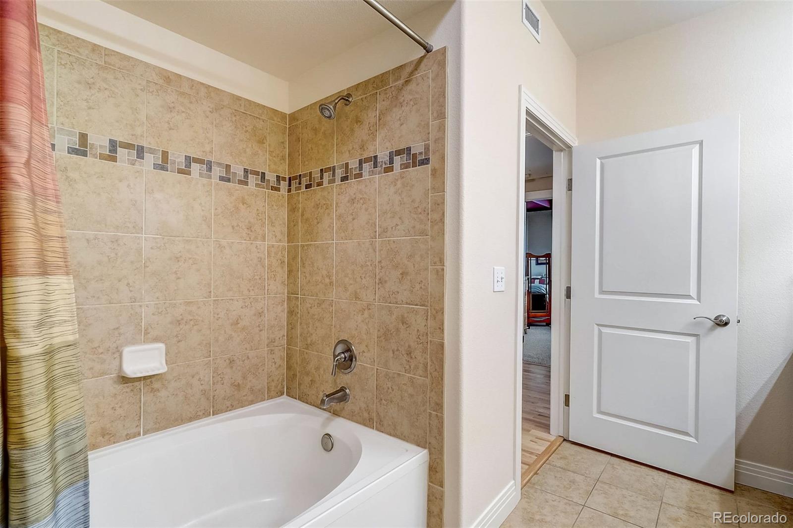 MLS Image #11 for 9019 e panorama circle d116,englewood, Colorado