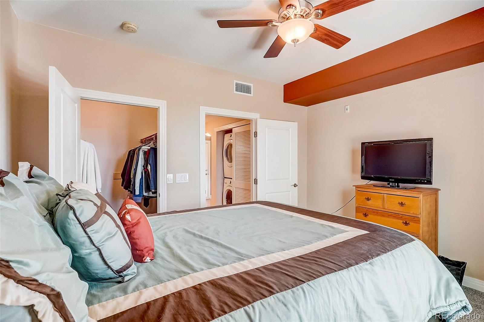 MLS Image #5 for 9019 e panorama circle d116,englewood, Colorado