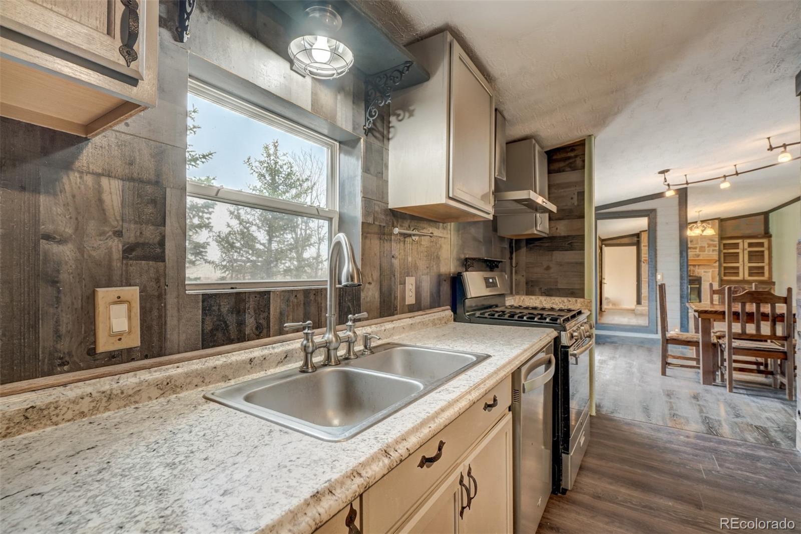 MLS Image #7 for 24255 e range view way,calhan, Colorado