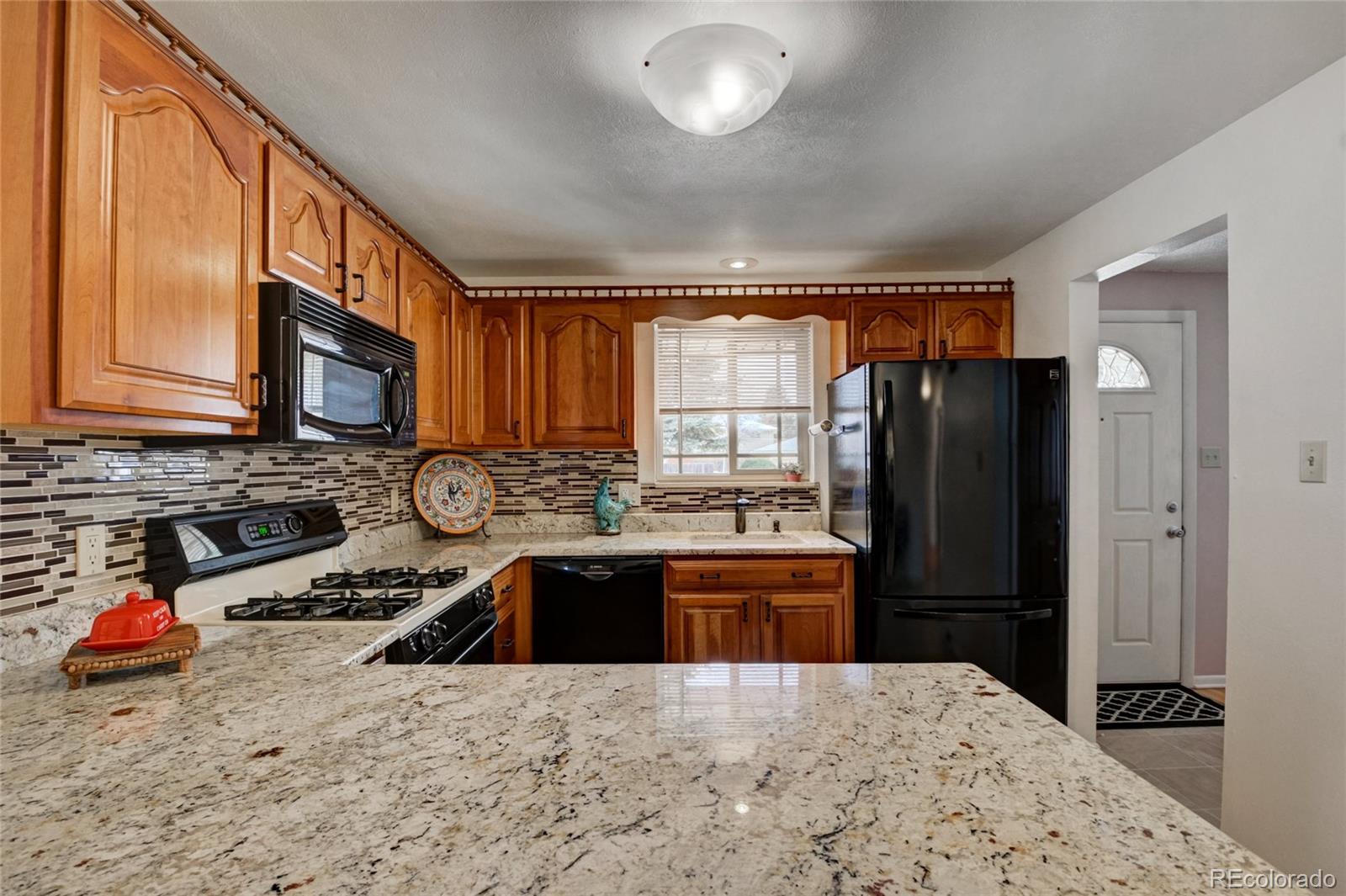 MLS Image #8 for 784  urban street,lakewood, Colorado