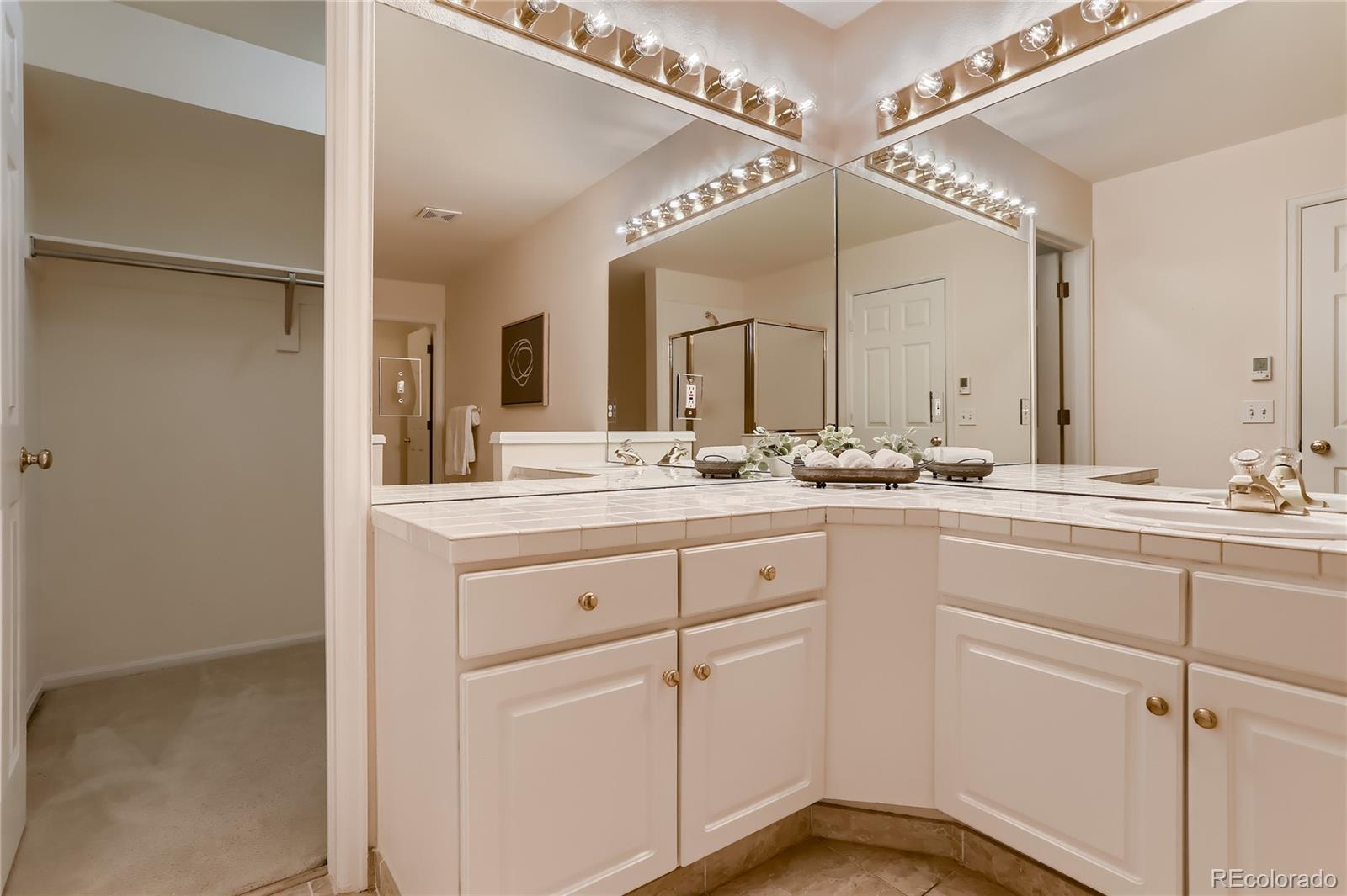 MLS Image #22 for 2974 w long drive a,littleton, Colorado