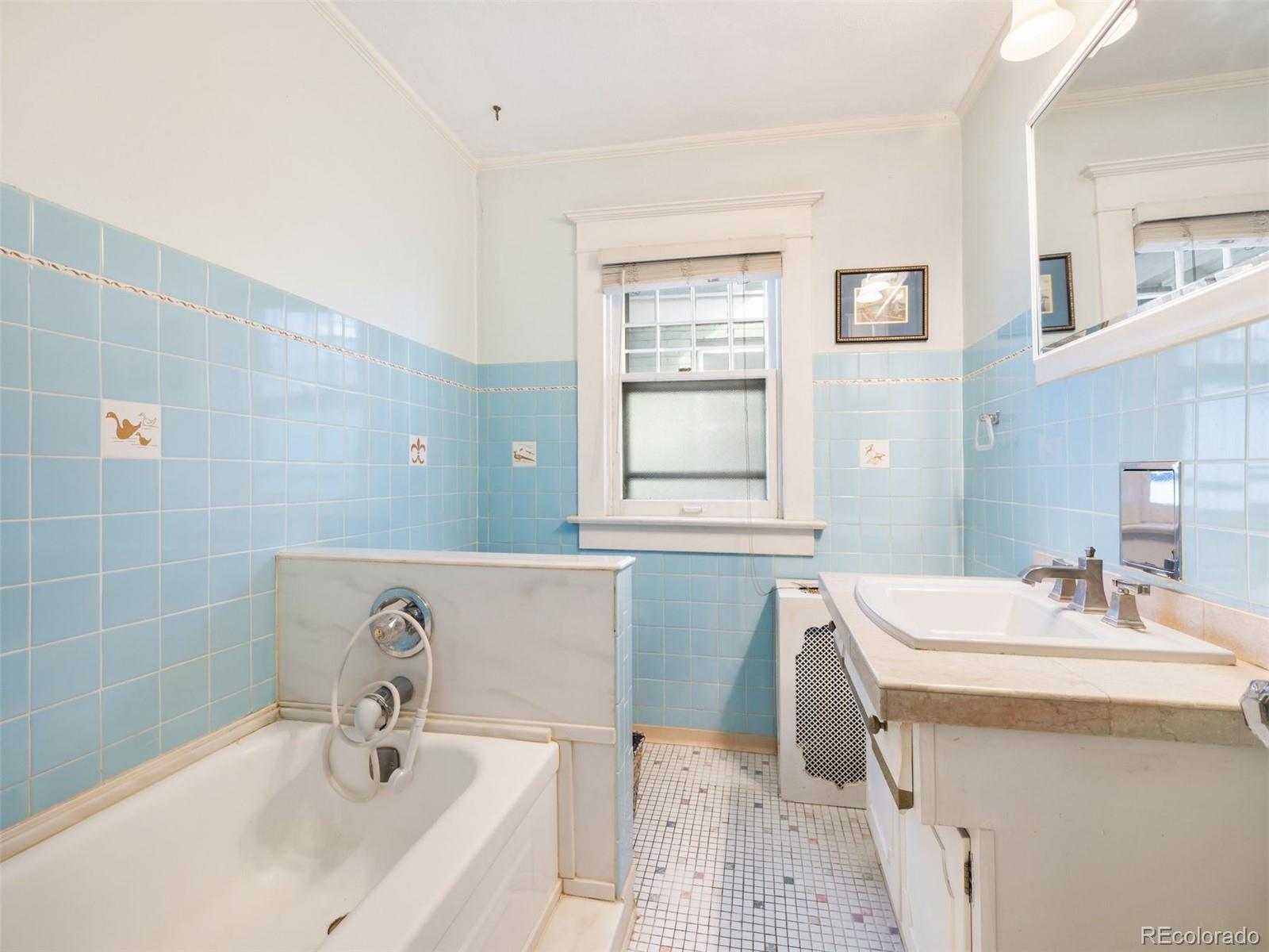 MLS Image #23 for 2203  bellaire street,denver, Colorado