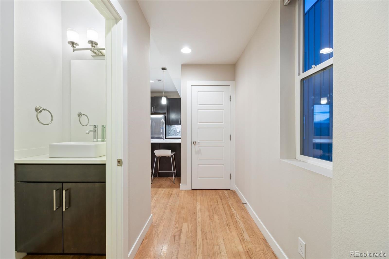 MLS Image #15 for 3553 s emerson street 4,englewood, Colorado