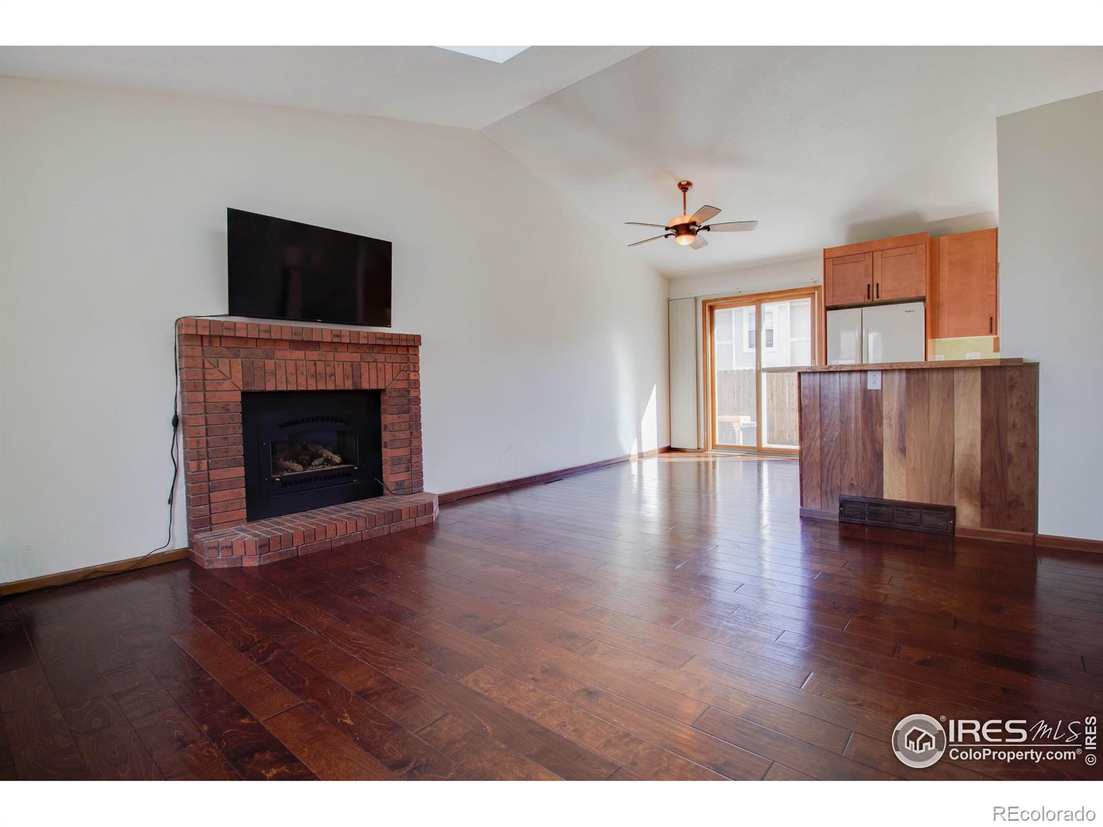 MLS Image #6 for 2038 e 16th street,loveland, Colorado