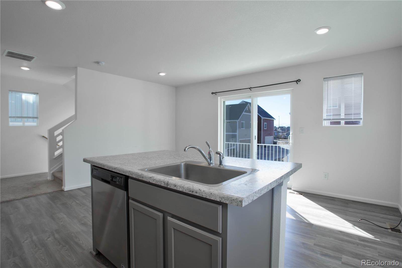 MLS Image #5 for 5368  andes street,denver, Colorado