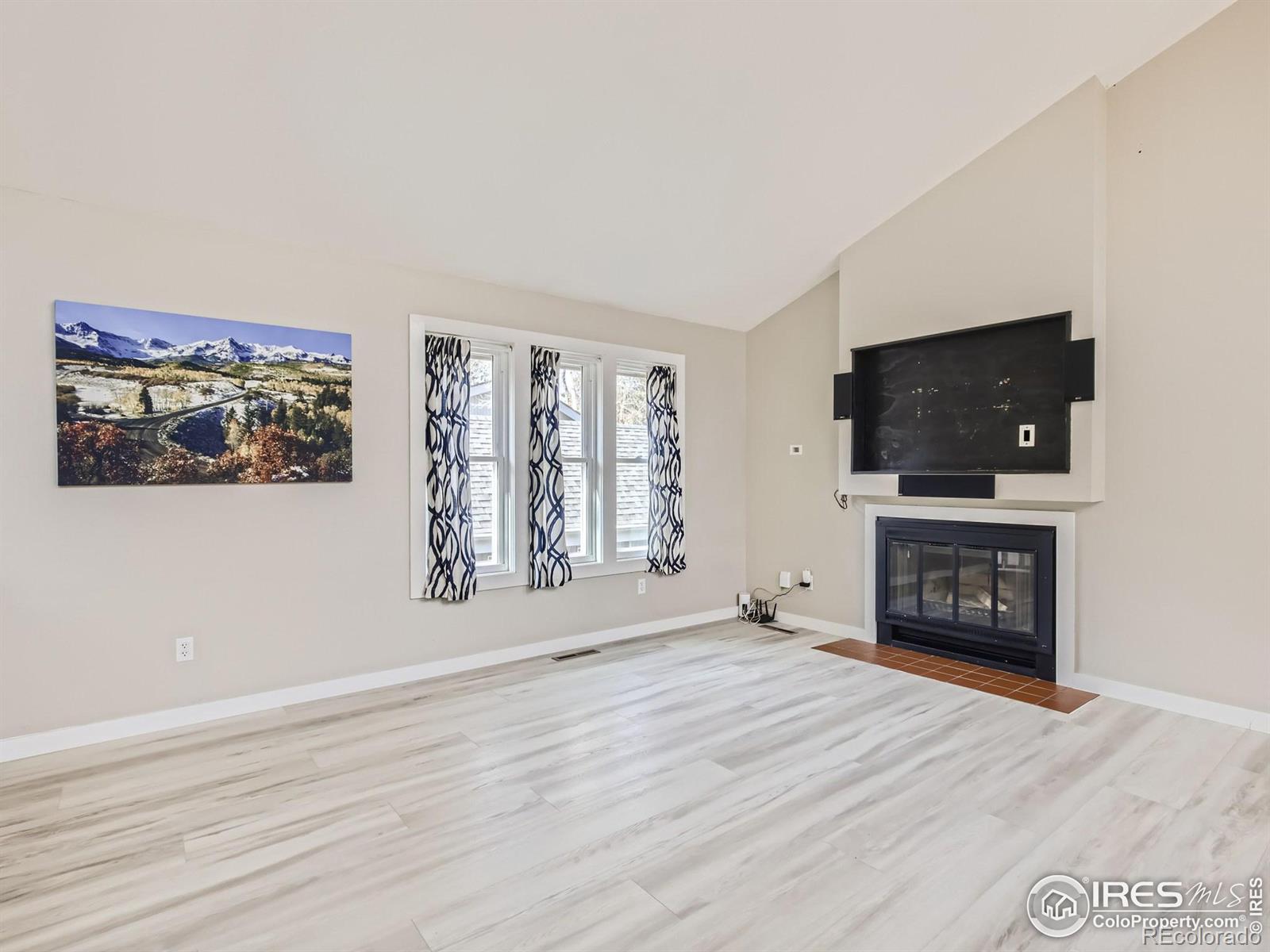 MLS Image #6 for 942  sailors reef ,fort collins, Colorado