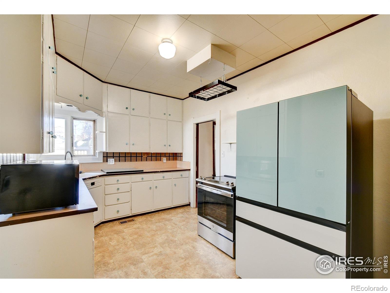 MLS Image #13 for 1020 n cleveland avenue,loveland, Colorado