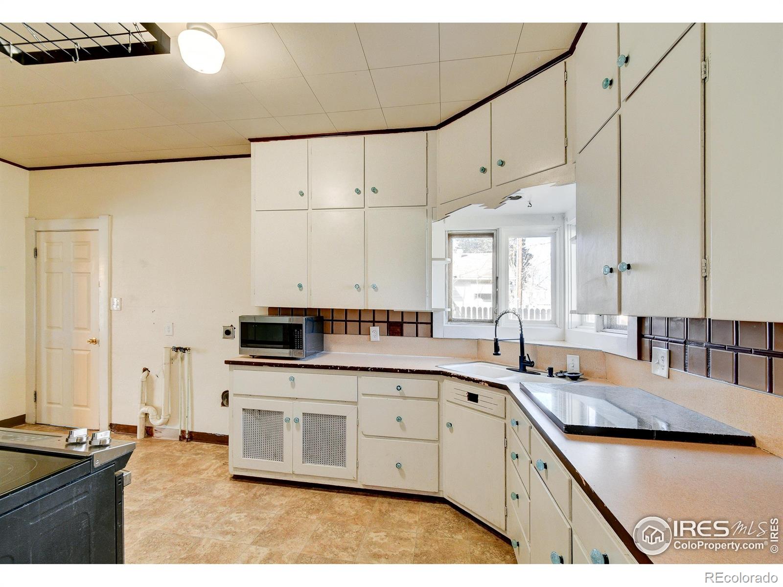 MLS Image #15 for 1020 n cleveland avenue,loveland, Colorado