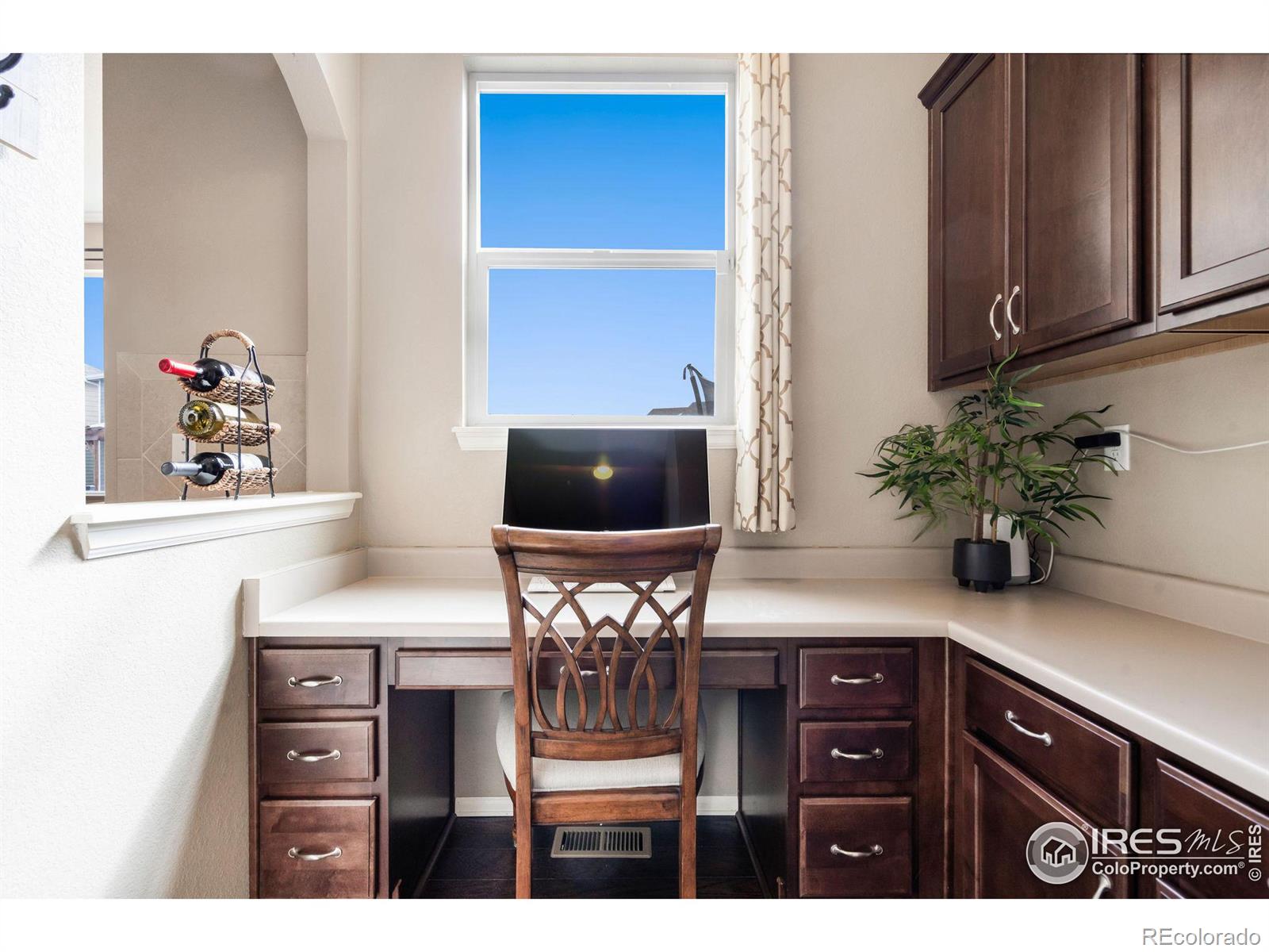 MLS Image #16 for 2139  longfin drive,windsor, Colorado