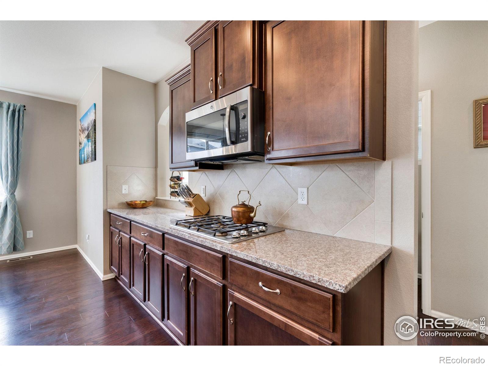 MLS Image #6 for 2139  longfin drive,windsor, Colorado