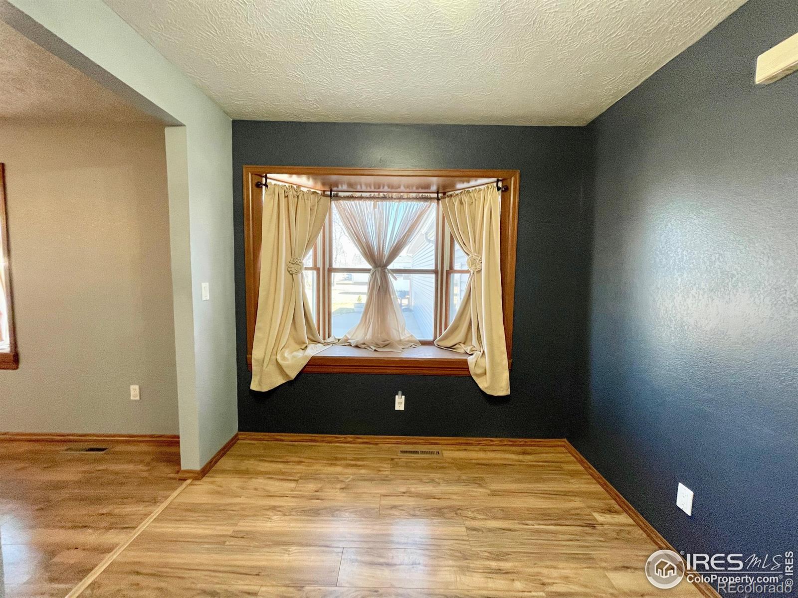 MLS Image #6 for 726 e denver street,holyoke, Colorado