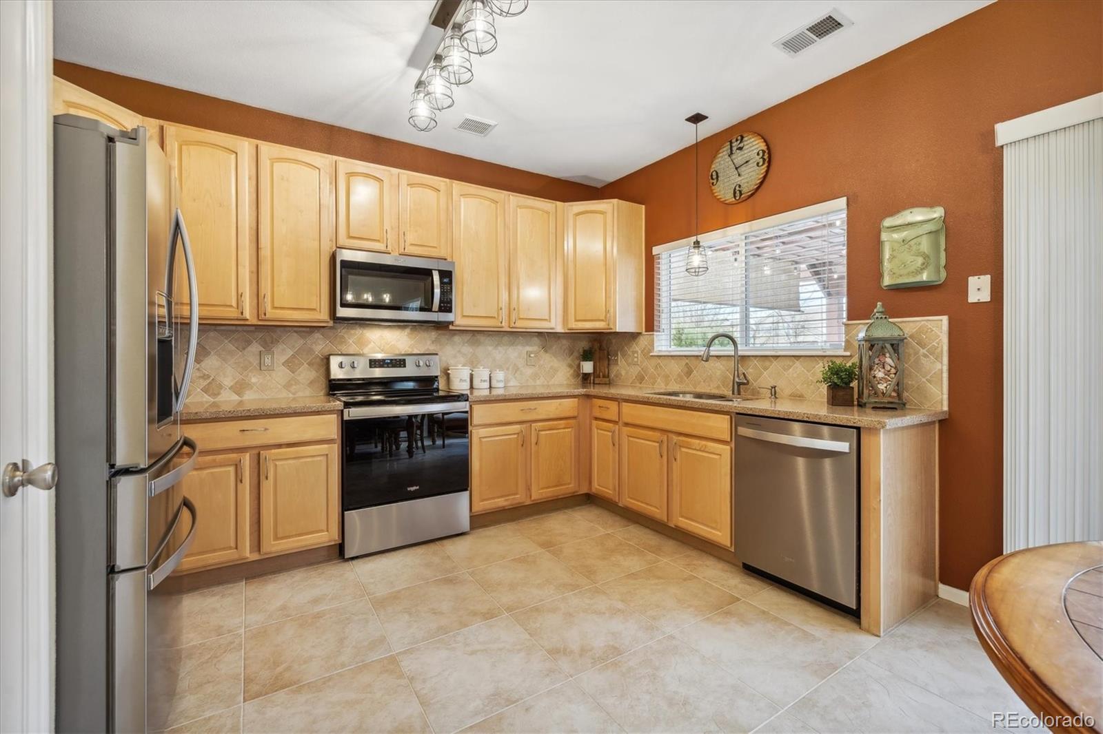 MLS Image #13 for 19609 e 58th place,aurora, Colorado