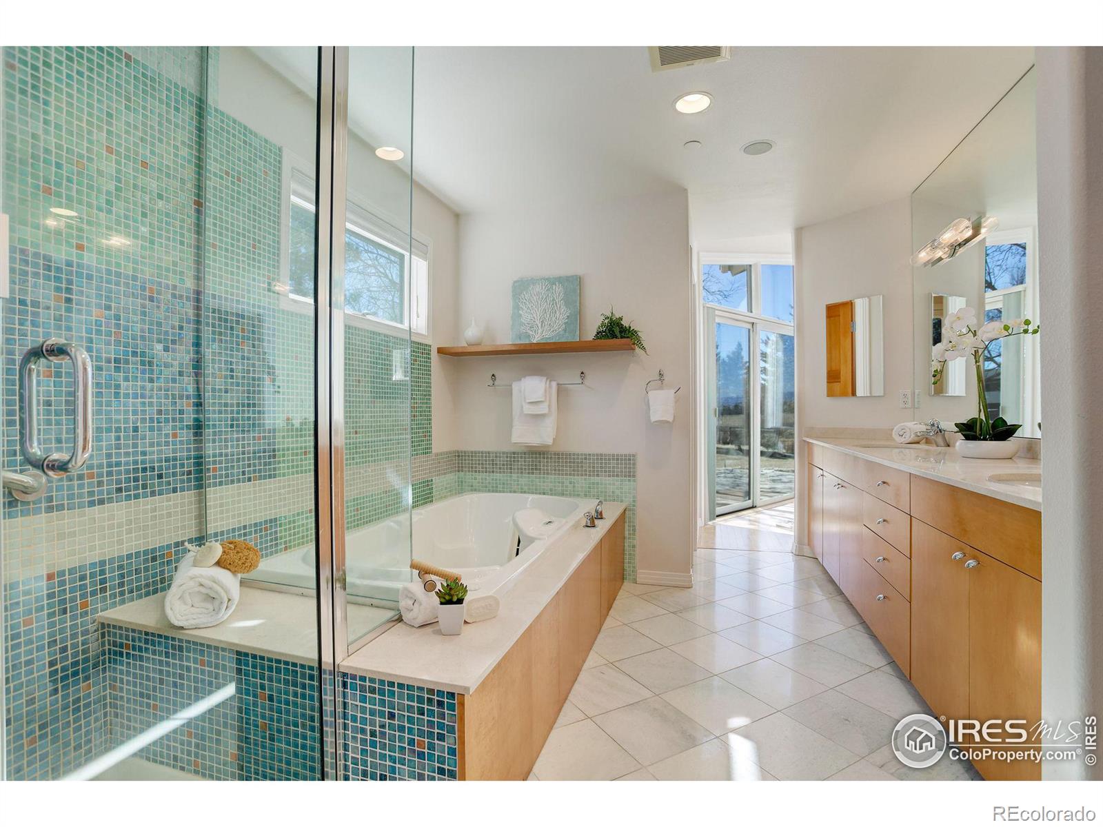 MLS Image #10 for 2257  mead drive,boulder, Colorado