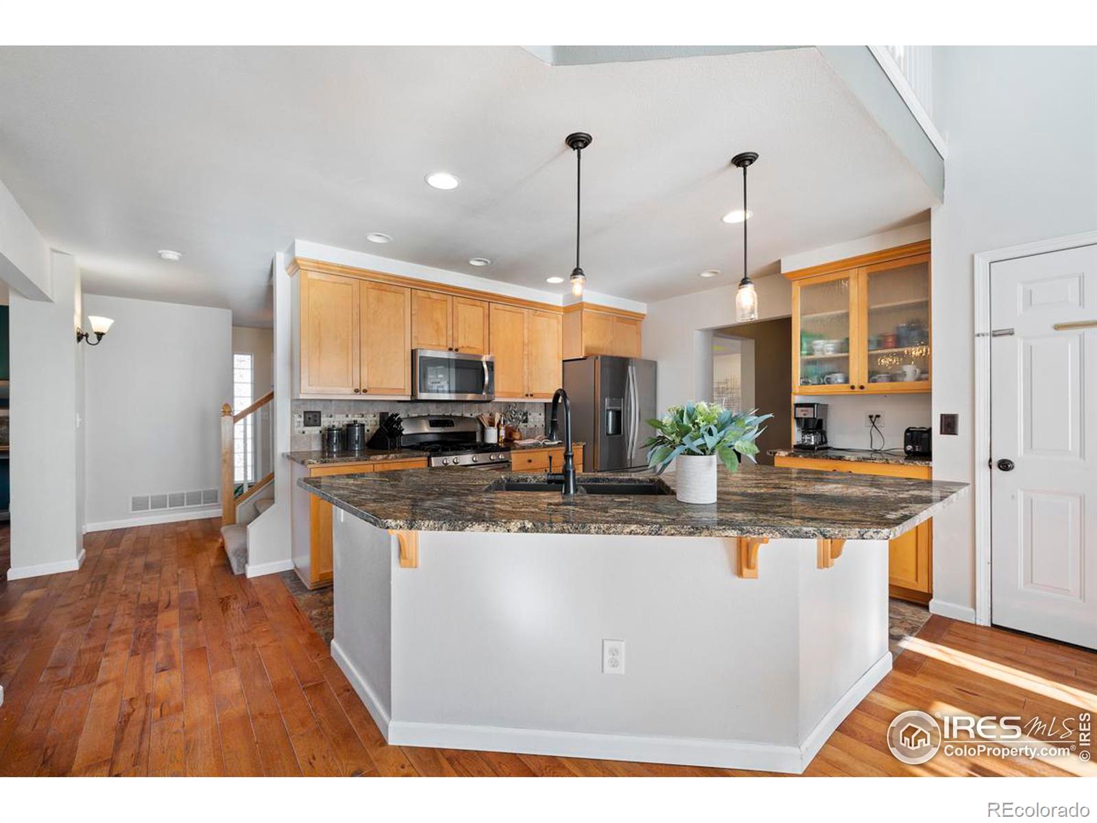 MLS Image #9 for 1037  medicine man court,windsor, Colorado