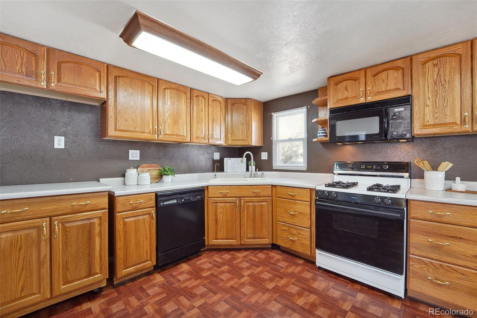 MLS Image #13 for 7071 e 74th place,commerce city, Colorado