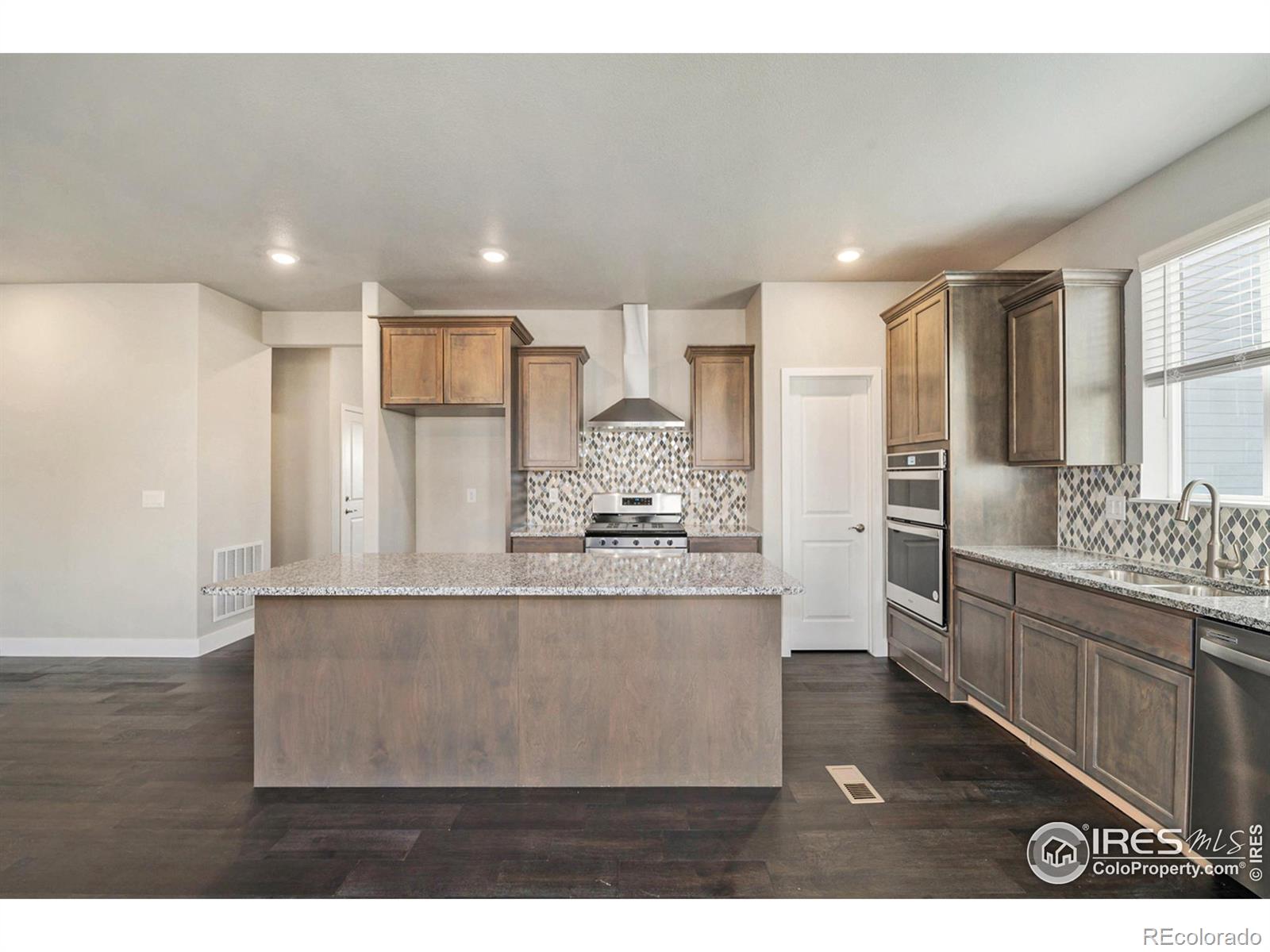 MLS Image #5 for 7267  xenophon court,arvada, Colorado