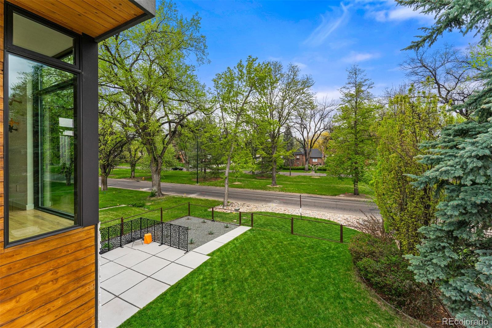 MLS Image #1 for 1045  monaco parkway,denver, Colorado