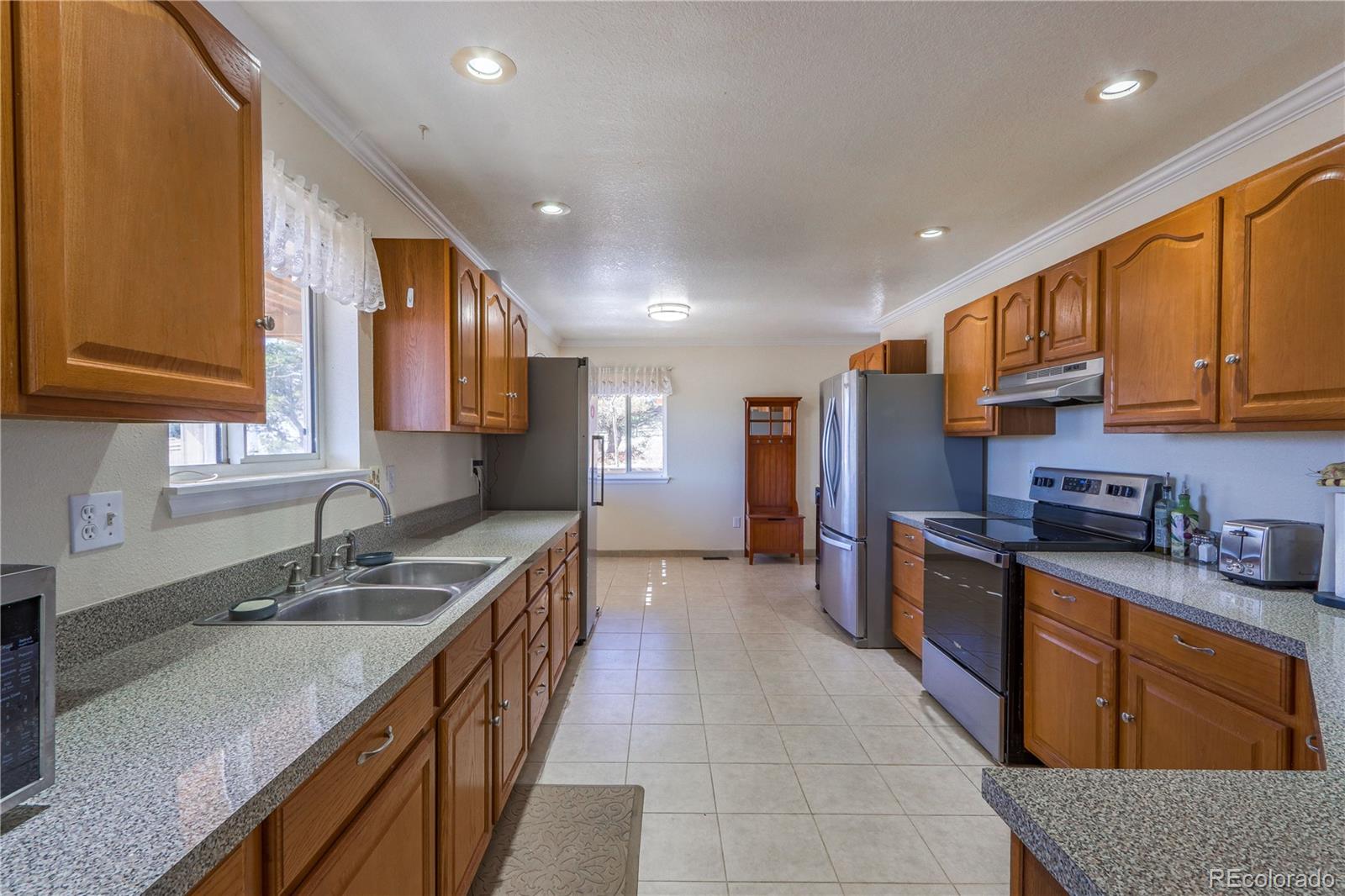 MLS Image #22 for 121  big horn drive,walsenburg, Colorado