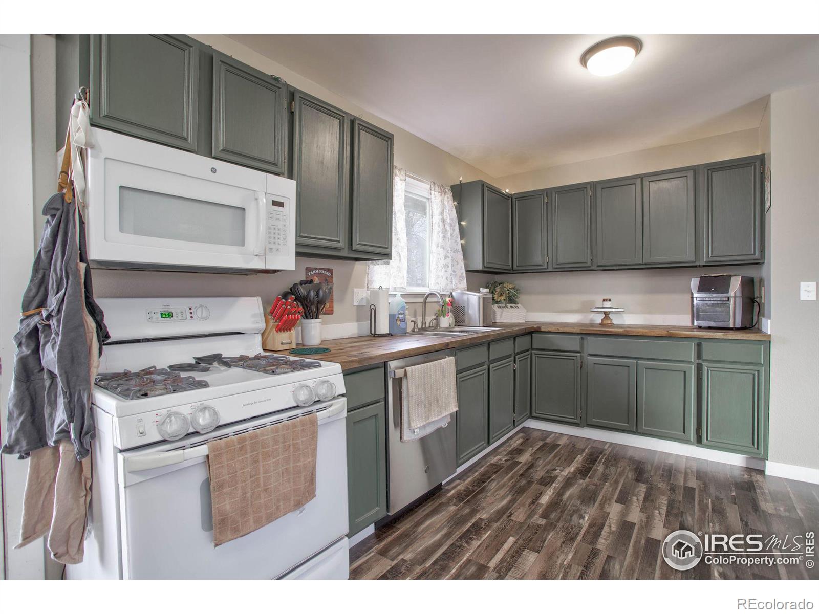 MLS Image #5 for 517  woods avenue,ault, Colorado