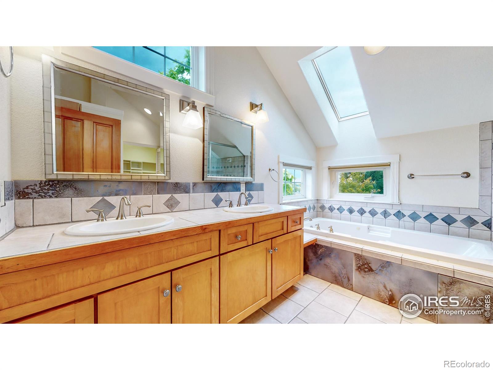 MLS Image #18 for 620  north street,boulder, Colorado
